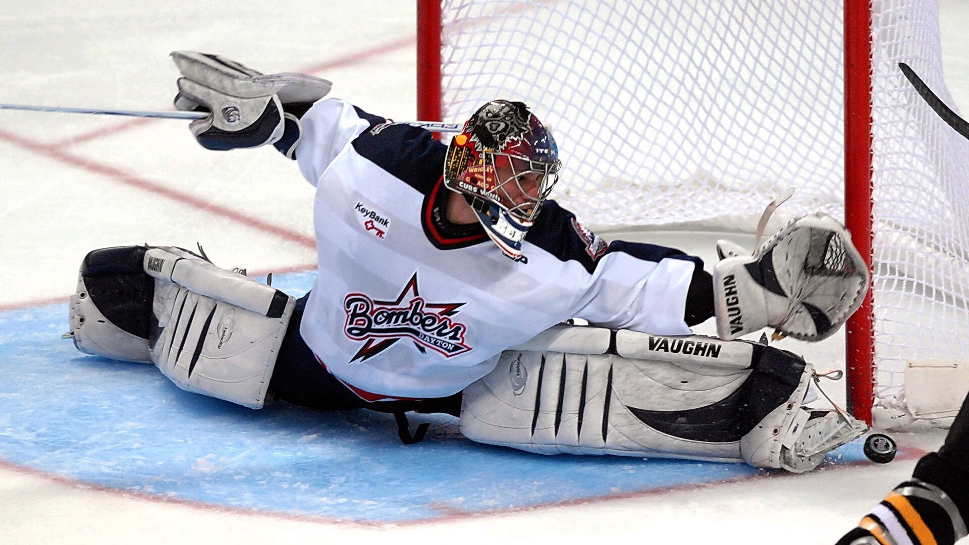 布莱恩特主场失利,降级威胁愈发明显,布莱恩特是谁